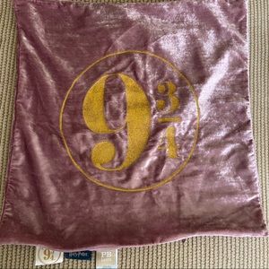 Pottery Barn Teen Harry Potter pillow cover